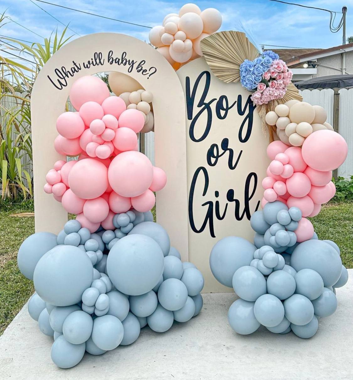 Decoration for baby shower in Delhi NCR for Boy or a Girl Theme in pink and blue colour balloons